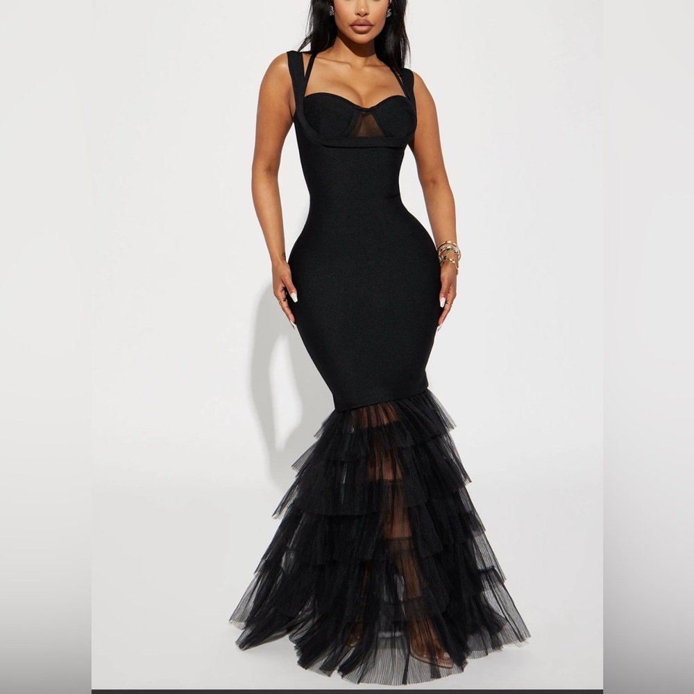 🖤Black bandage gown🖤
